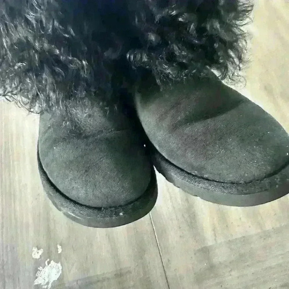 UGG Mongolian Short Boots Black 6 Super Fun Soft 37 - Picture 6 of 16